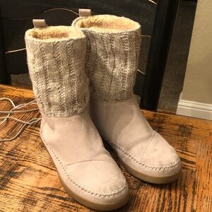 Toms Beige Suede Knit-Top Ankle Boots with Sherpa Lining 7.5